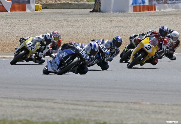 LEDENON - FSBK 2011
4 ème manche du Championnat de France Superbike
25 & 26 Juin 2011
© PHOTOPRESS
Tel: 04 93 37 95 96
info@photopress.fr